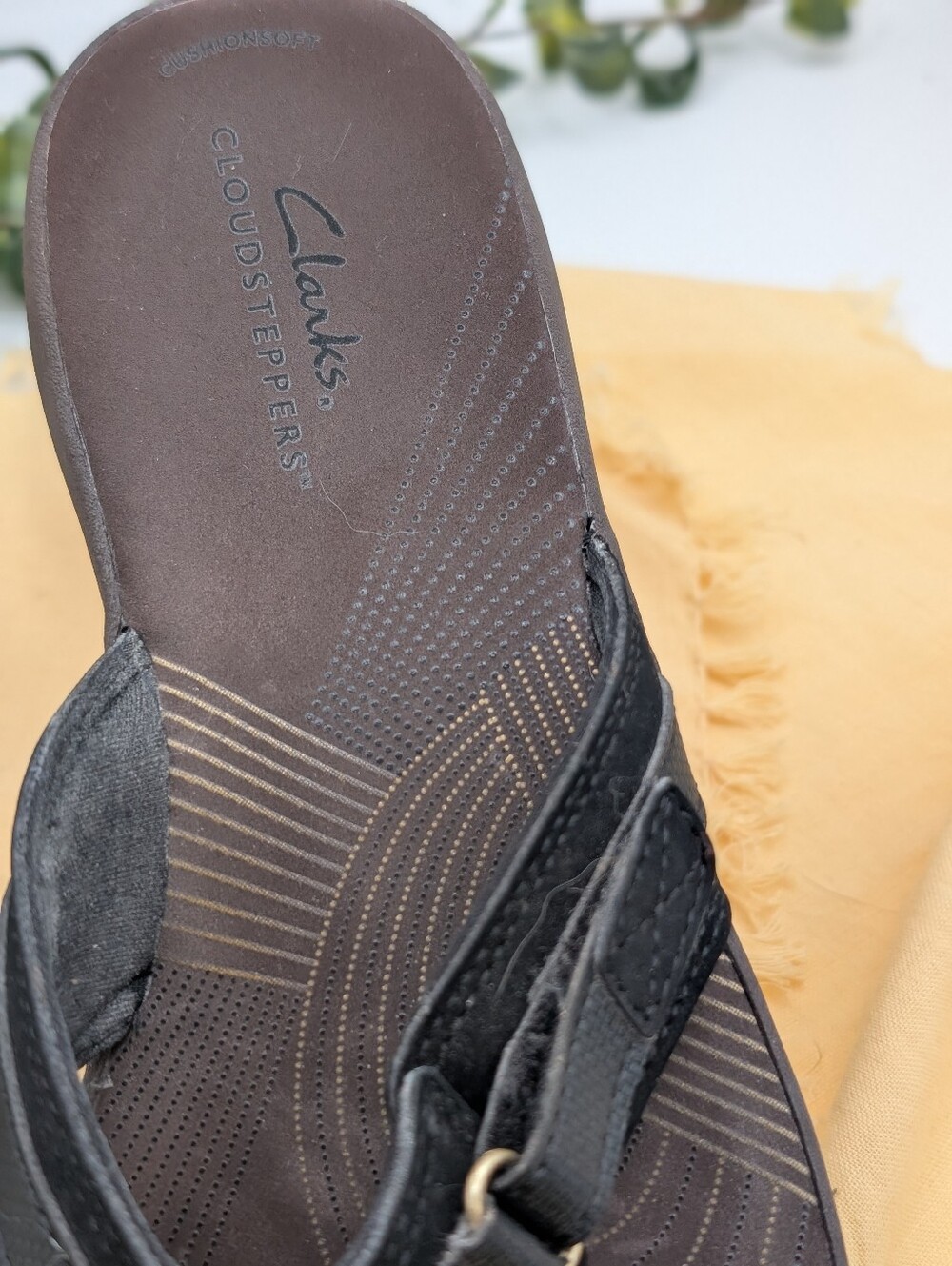 Clarks Comfort Walking Sandals Black Adjustable Strap Cushion Cloudsteppers 8 - Picture 6 of 11